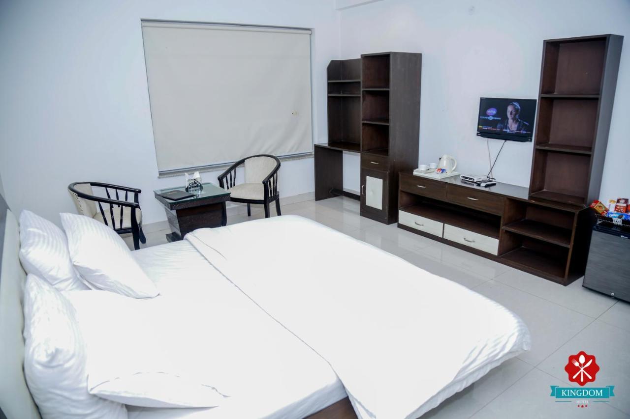 Kingdom Hotel Moga 외부 사진